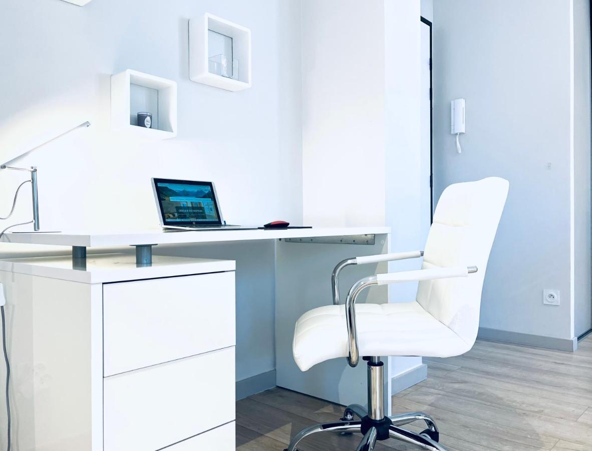 Le White Cosy A 5 Minutes Du Lac Avec Parking Privatif Gratuit Annecy Exteriör bild